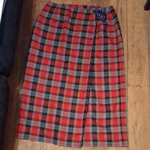 Liz Claiborne Red and Black Plaid Pencil Skirt